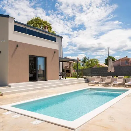 Villa Mara