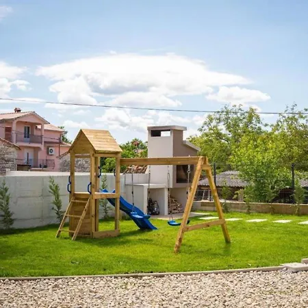 Villa Mara *